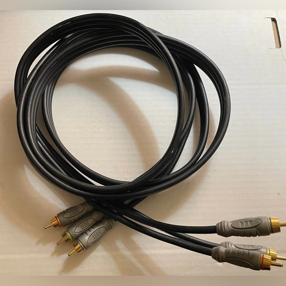 THX Monster Standard V100CV Cable 1ft. High-Quality Cable
